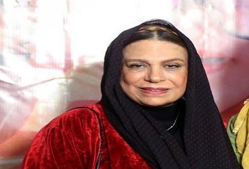 گوهر خیراندیش در این عکس از عروسش هم جوانتر شد | مسافرت نوروزی گوهر خیراندیش و خانواده اش + عکس