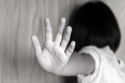 مرگ وحشتناک کودک ۶ساله به دست نامادری