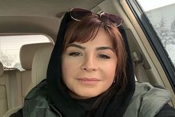 سیما تیرانداز در سلفی با دموکراسی!+جزئیات 