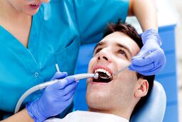 تصاویر لو رفته از وضعیت وحشتناک یک دندانپزشکی مشهور سوژه شد + تصاویر