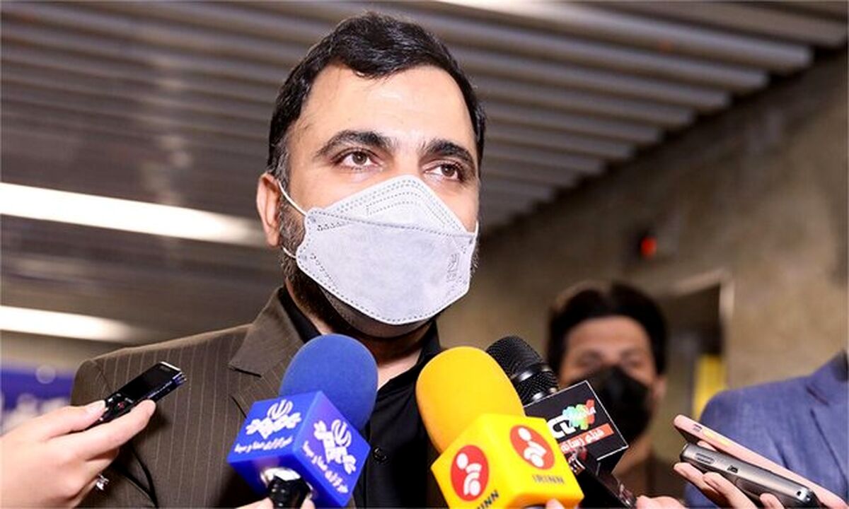 فیلم متفاوت وزیر ارتباطات و خانواده اش در جشن پیروزی تیم ملی 