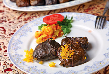 فوت و فن تهیه دلمه برگ مو | چاشنی دلمه برگ مو | برای نرم و ترد شدن برگ‌های مو چه کنیم؟