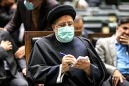 رئیسی سوار مترو دیده شد +عکس