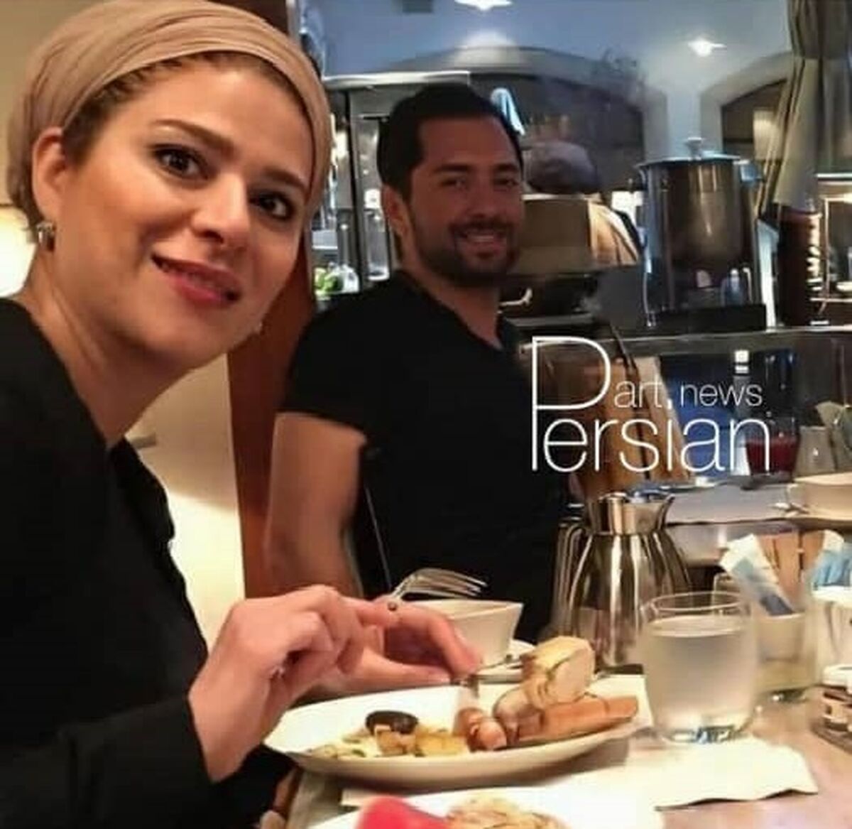 آواز خوانی سحر دولتشاهی در مهمانی مختلط/سحر دولتشاهی از همایون طلاق گرفت؟ +عکس لو رفته