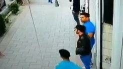 کیف قاپی در اسلامشهر در یک چشم بهم زدن!+فیلم 
