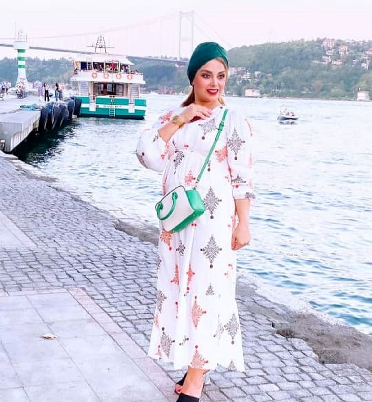 شاید باورتون نشه این خانه و ماشین صبا راد در ترکیه باشه | بازگشت حاشیه ساز صبا راد با چهره جدید به تهران +عکس