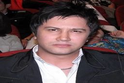 عکس شوکه کننده از عمارت لاکچری شاهرخ استخری در بلژیک | تیپ اروپایی شاهرخ استخری و دخترانش را ببینید + عکس