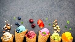 قیمت انواع بستنی و فالوده / بستنی لوکس ۷۵ هزار تومان!