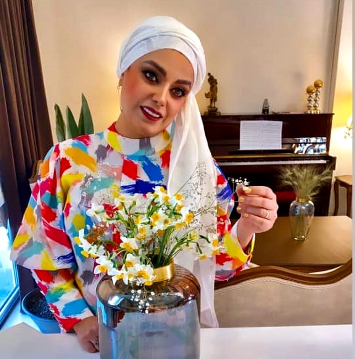عکس دردسر ساز صبا راد/چرا صبا راد با چاقو توجون کیکش افتاد +عکس شوکه کننده