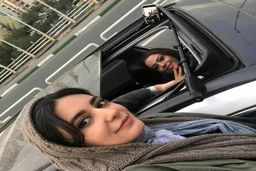 بد سلیقگی لیندا کیانی در لباس پوشیدن برای جشنواره فجر/لیندا کیانی چرا اینطوری کرد +عکس