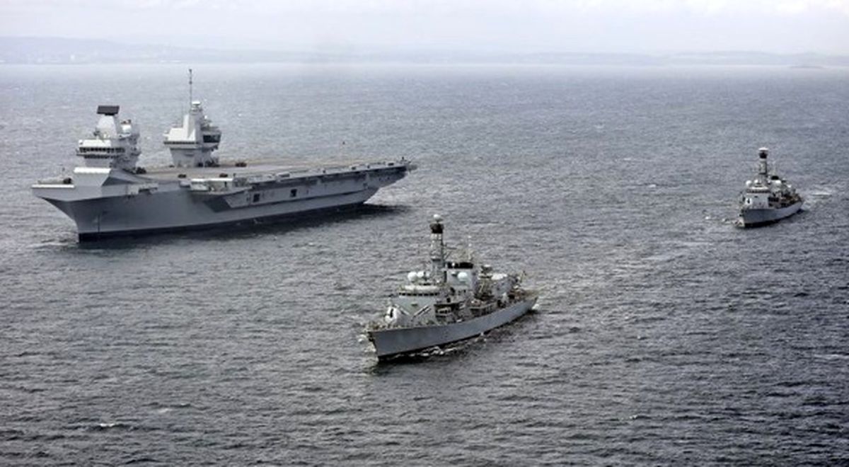  استفاده از بالگرد برای ردیابی حضور نیروهای روس در آب های انگلیس + جزئیات 