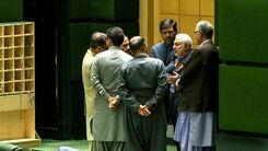  حضور نمایندگان با لباس محلی در مجلس+ عکس