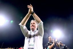 فیفا اسکوچیچ را نقره داغ کرد