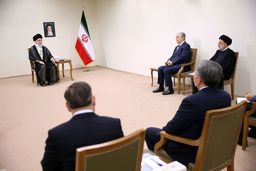 دیدار رئیس‌جمهور قزاقستان با رهبر انقلاب +عکس