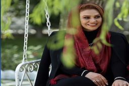 عکس احساسی از مزار پسر نسرین مقانلو | دوستان ارشیا مزارش را گلباران کردند + عکس