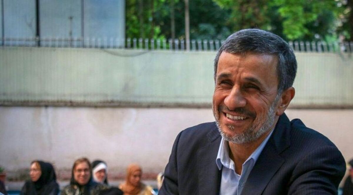 خبرفوری/محمود احمدی نژاد برای انتخابات 1400 ثبت نام کرد