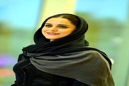 عکس غزل شاکری و مادر زیبایش