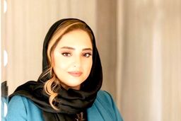 مسافرت دو نفره شوهر نرگس محمدی و مادرش به کیش بی خبر از خانم بازیگر | این عکس علی اوجی در هواپیما دل نرگس محمدی سوزاند + عکس