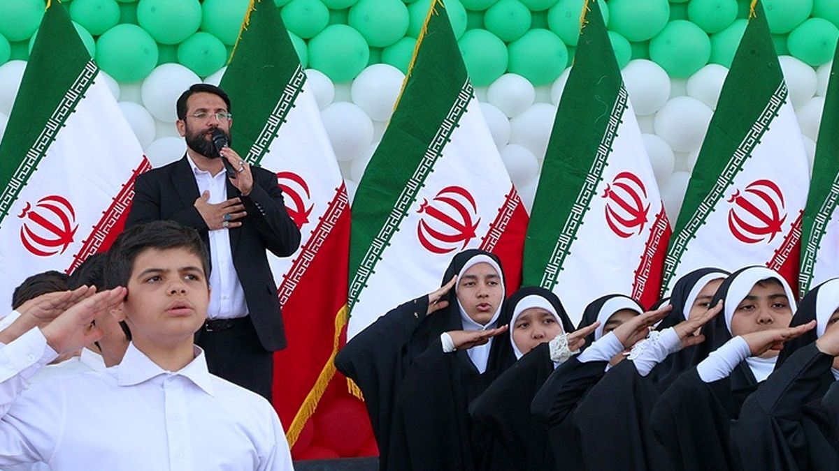 خواننده سلام فرمانده فضای مجازی را تسخیر کرد