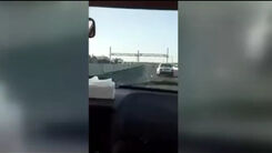لحظه هولناک تصادف با یک پراید وسط اتوبان +فیلم